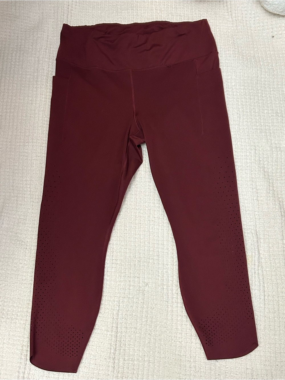 Active Life Performance Leggings in Burgundy